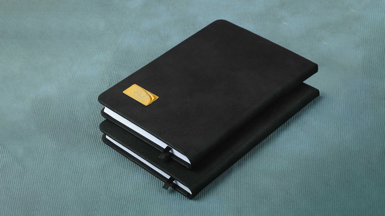 سررسید 1405 رقعی چرم دانته